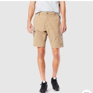 NWT Denizen by Levi's khaki cargo relaxed fit